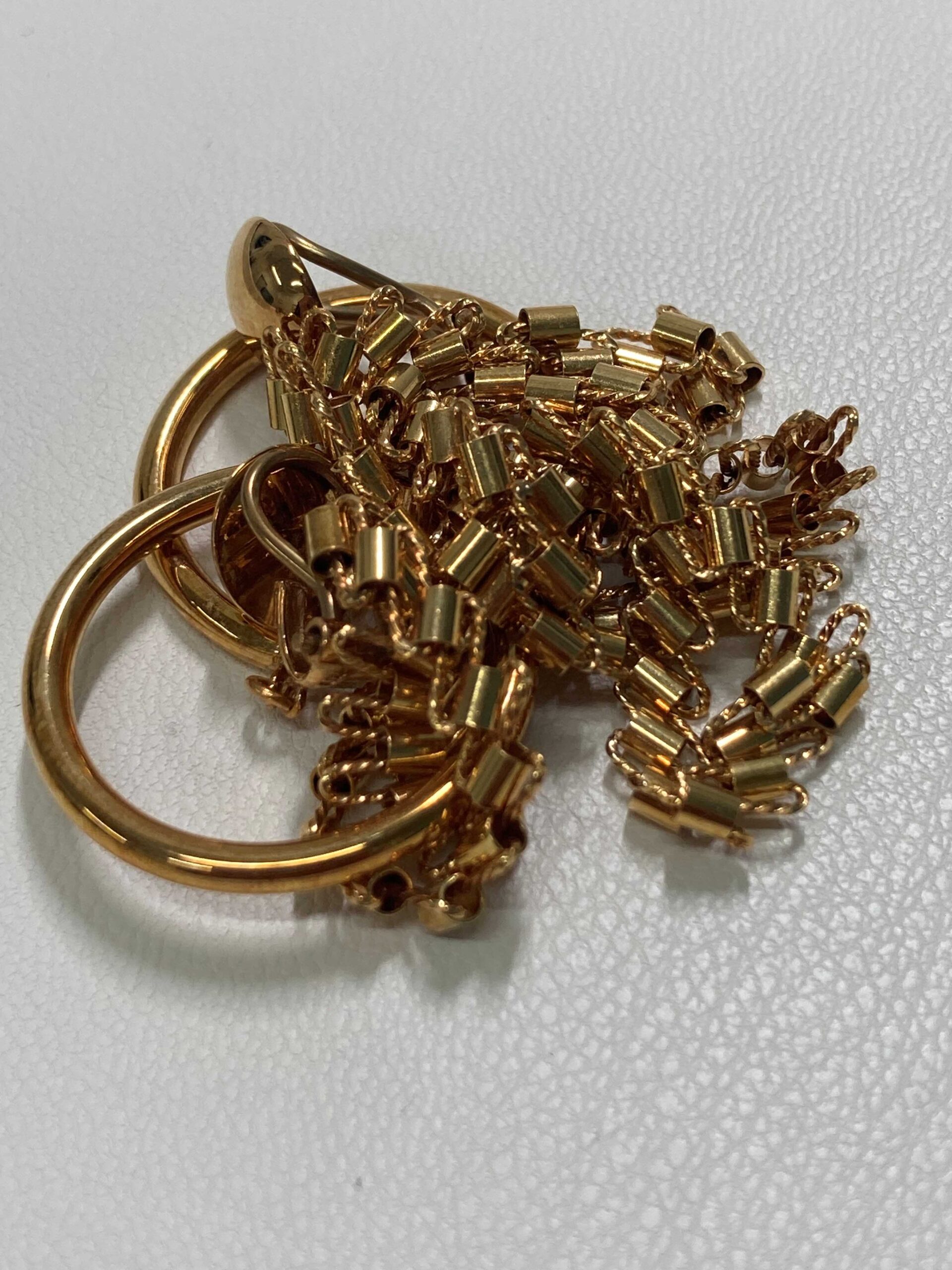 堅調な地金相場♪